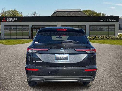 2025 Mitsubishi Outlander ES 2.5 2WD
