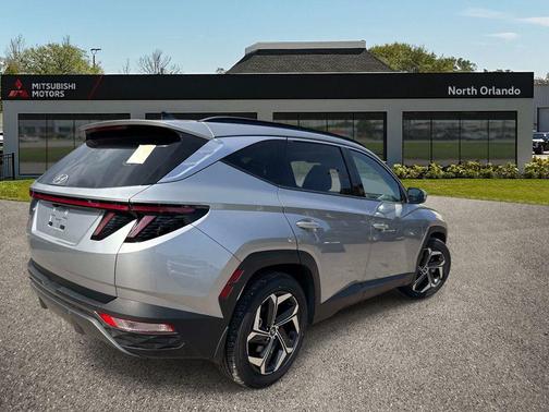 Shimmering Silver 2023 Hyundai TUCSON Limited