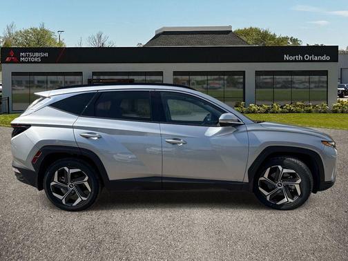 Shimmering Silver 2023 Hyundai TUCSON Limited