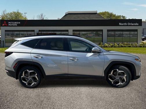 Shimmering Silver 2023 Hyundai TUCSON Limited