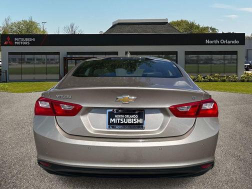 Mineral Gray Metallic 2024 Chevrolet Malibu FWD 1LT