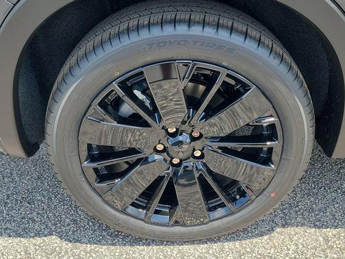 Graphite Grey With Black Roof 2026 Mitsubishi Outlander Black Edition