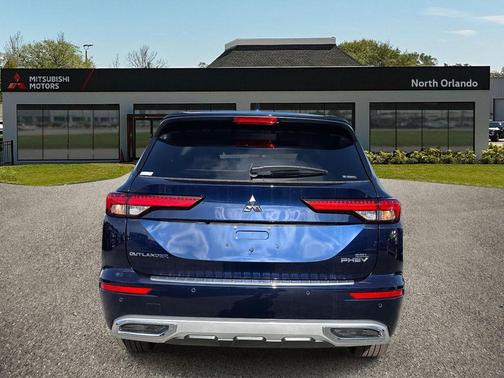 2025 Mitsubishi Outlander PHEV SEL