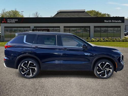 2025 Mitsubishi Outlander PHEV SEL