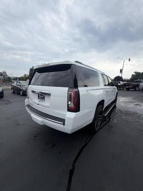 White Frost Tricoat 2017 GMC Yukon XL Denali