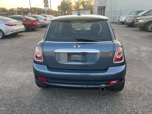 2011 MINI Cooper Base