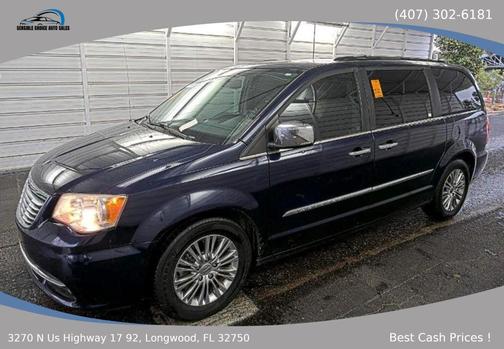 2013 Chrysler Town & Country Touring-L