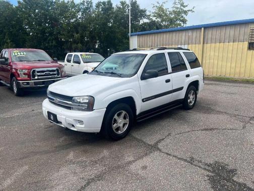 2004 Chevrolet Trailblazer LS