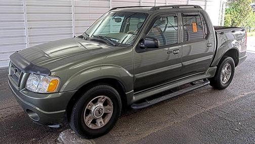 2004 Ford Explorer Sport Trac XLT