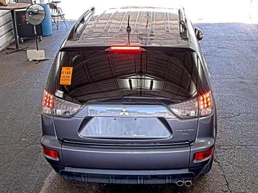 2010 Mitsubishi Outlander XLS