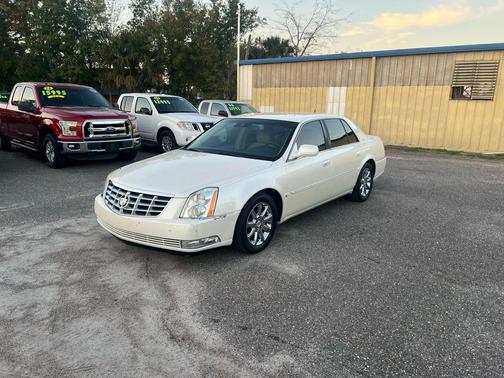2008 Cadillac DTS Base