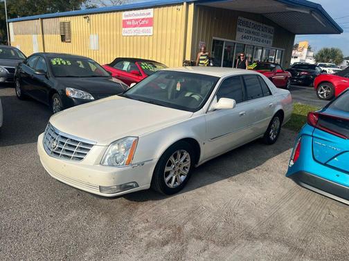 2008 Cadillac DTS Base