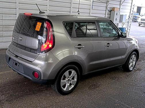 Titanium Gray 2018 Kia Soul Base