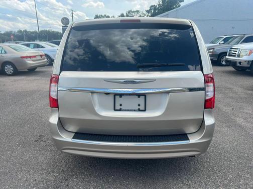 Cashmere/Sandstone Pearlcoat 2016 Chrysler Town & Country Touring