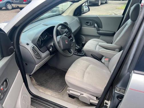 2003 Saturn Vue Base