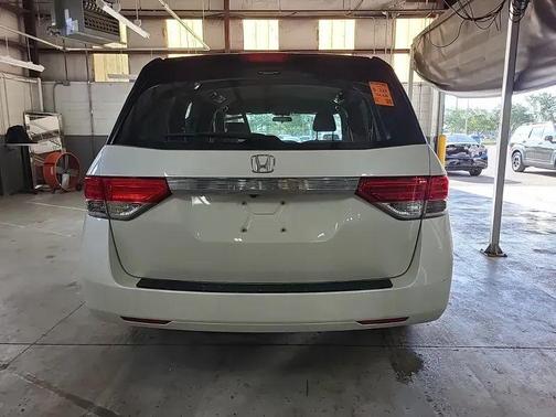 White Diamond Pearl 2014 Honda Odyssey EX