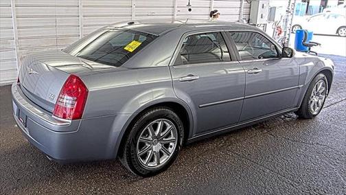 2007 Chrysler 300C Base