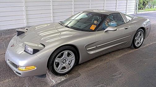 1999 Chevrolet Corvette Base