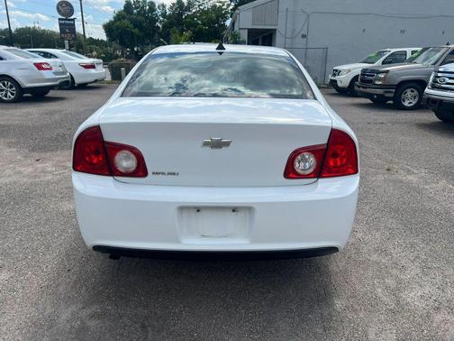 Summit White 2012 Chevrolet Malibu LS