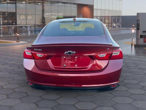2017 Chevrolet Malibu 1LT