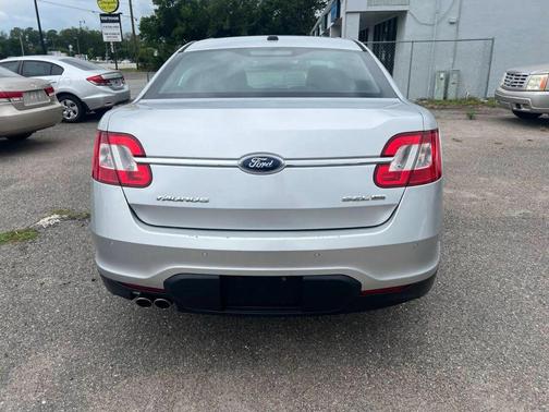 2010 Ford Taurus SEL