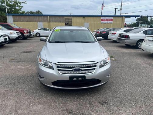 2010 Ford Taurus SEL