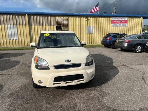 2011 Kia Soul +