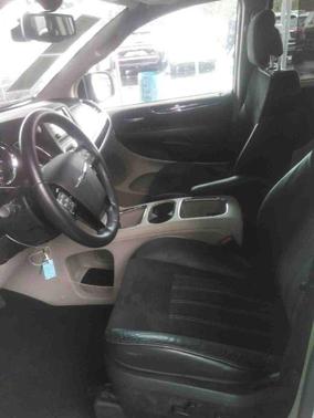 2015 Chrysler Town & Country Limited