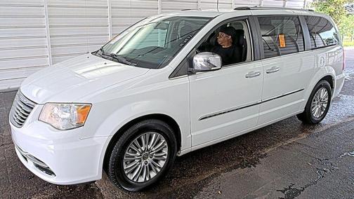 2015 Chrysler Town & Country Limited