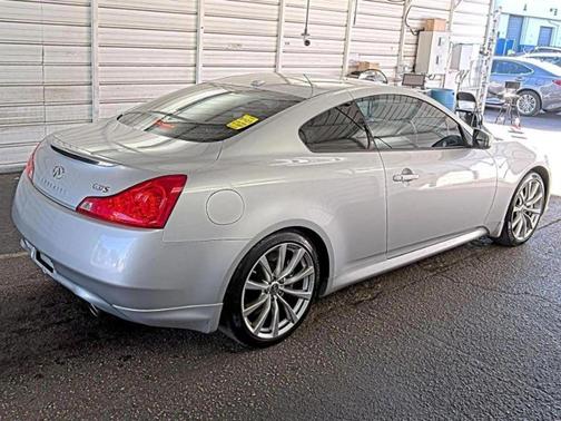 2009 INFINITI G37 Journey