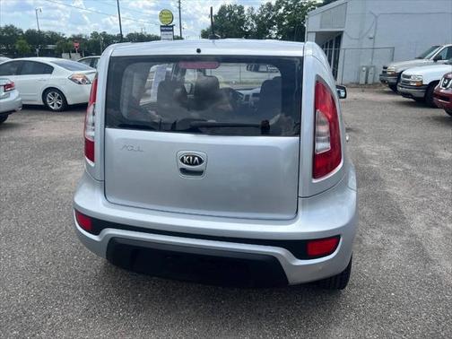 2013 Kia Soul Base