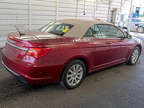 2011 Chrysler 200 Touring
