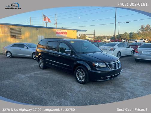 2013 Chrysler Town & Country Touring-L
