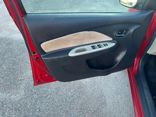 2008 Toyota Yaris Base