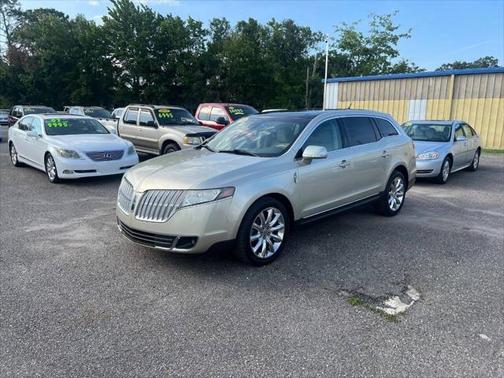2010 Lincoln MKT Base 4dr Crossover