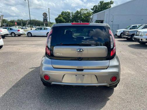 Titanium Gray 2018 Kia Soul +