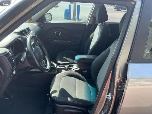 Titanium Gray 2018 Kia Soul +