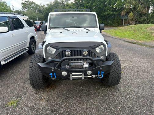 Bright White Clearcoat 2015 Jeep Wrangler Unlimited Sport