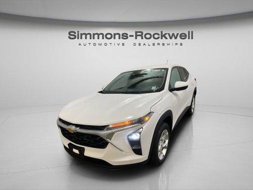 2024 Chevrolet Trax LS