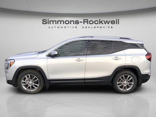 2022 GMC Terrain SLT