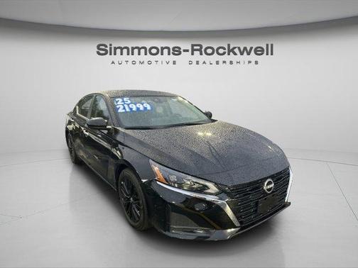 2025 Nissan Altima SV