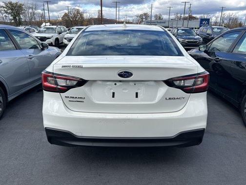 2023 Subaru Legacy 