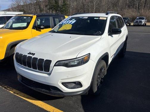 2023 Jeep Cherokee Altitude Lux