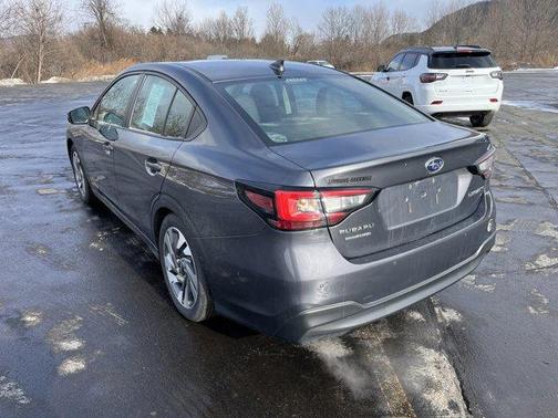 2023 Subaru Legacy 