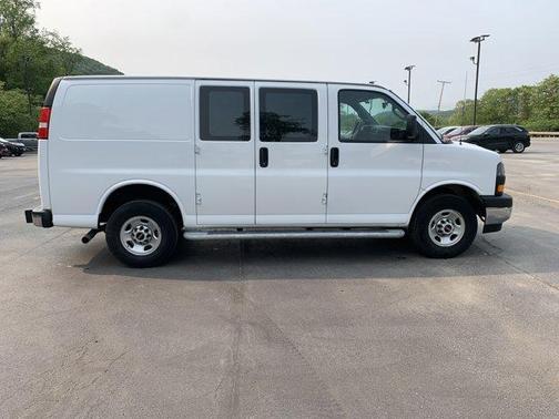 2023 GMC Savana 2500 Work Van