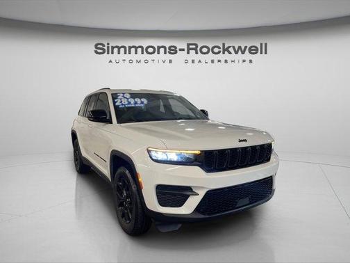 2024 Jeep Grand Cherokee Laredo