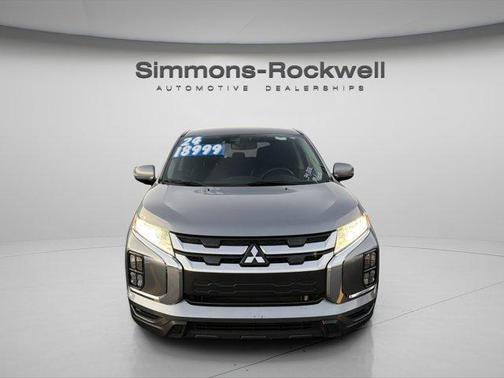 2024 Mitsubishi Outlander Sport SE