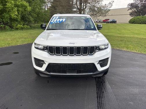 2023 Jeep Grand Cherokee Laredo