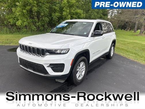 2023 Jeep Grand Cherokee Laredo