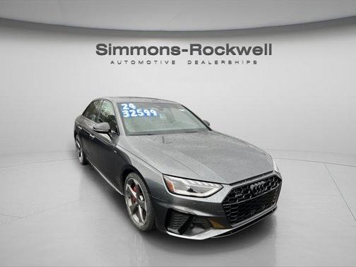 2024 Audi A4 45 S line quattro Premium